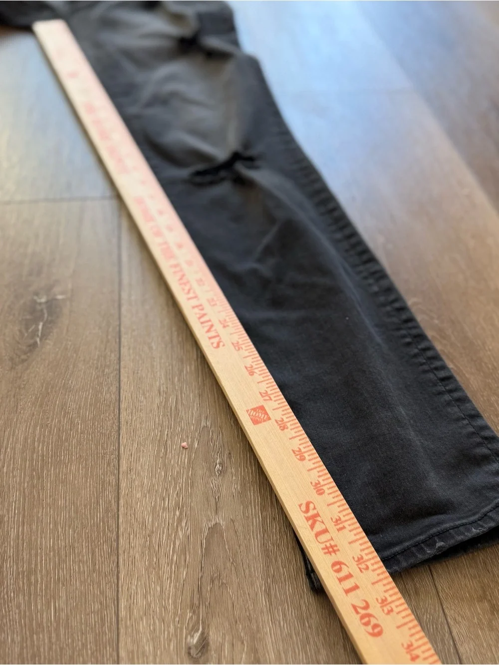 Men’s American Eagle Outfitters Next Level Flex Black Distressed Jeans 32x34